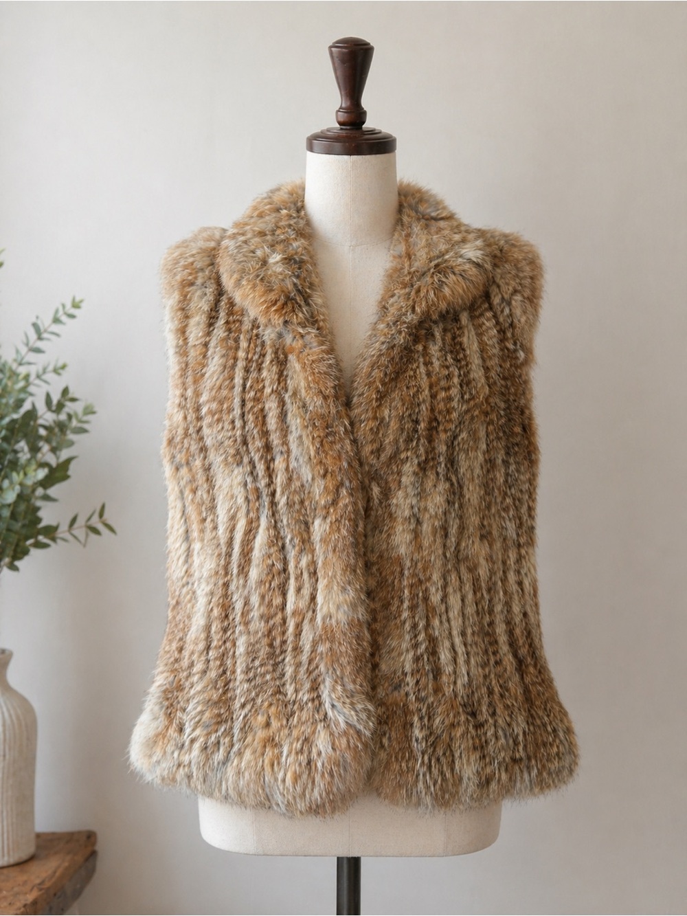 Bagatelle Heritage Rabbit Fur Vest Women’s Small Neutral Boho Layering - Picture 2 of 6